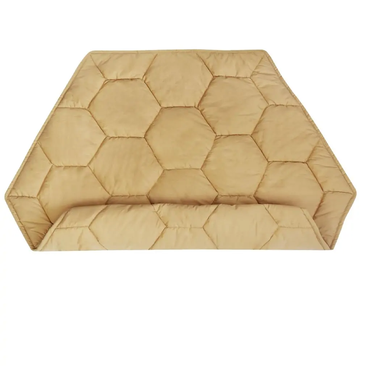 lorena-canals-playmat-honeycomb-sabavshvo-satamasho-khalicha-photo-3