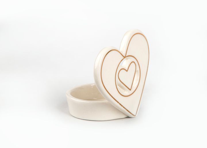 love-porcelain-candle-holder-76x68x88-cm-white-sasantle