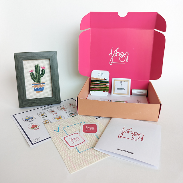 kaqtusi-qvavilebit---kanvaze-saqargi-nakrebi-photo-3