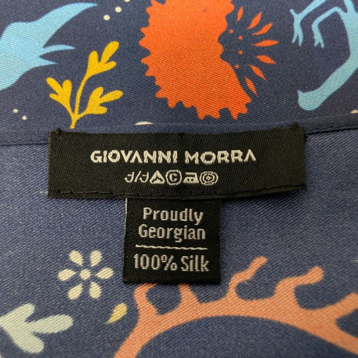 jovani-mora-sharfi-mzis-tvali-naturaluri-abreshumi-lurji-photo-4