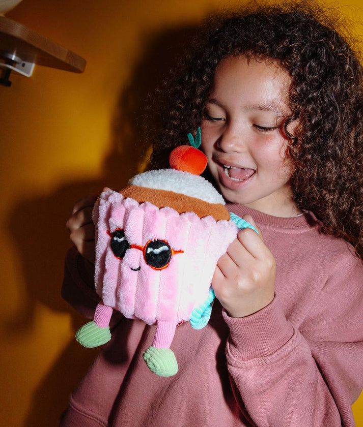 hello-hossy-rbili-satamasho-cherry-cake-plush-toy-photo-4