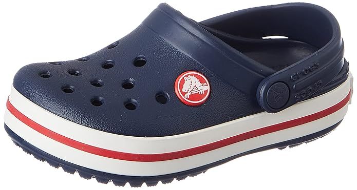 crocs-bavshvis-fekhsatsmeli
