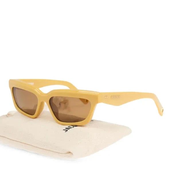 jacquemus-rectangular-mzis-satvale-photo-3