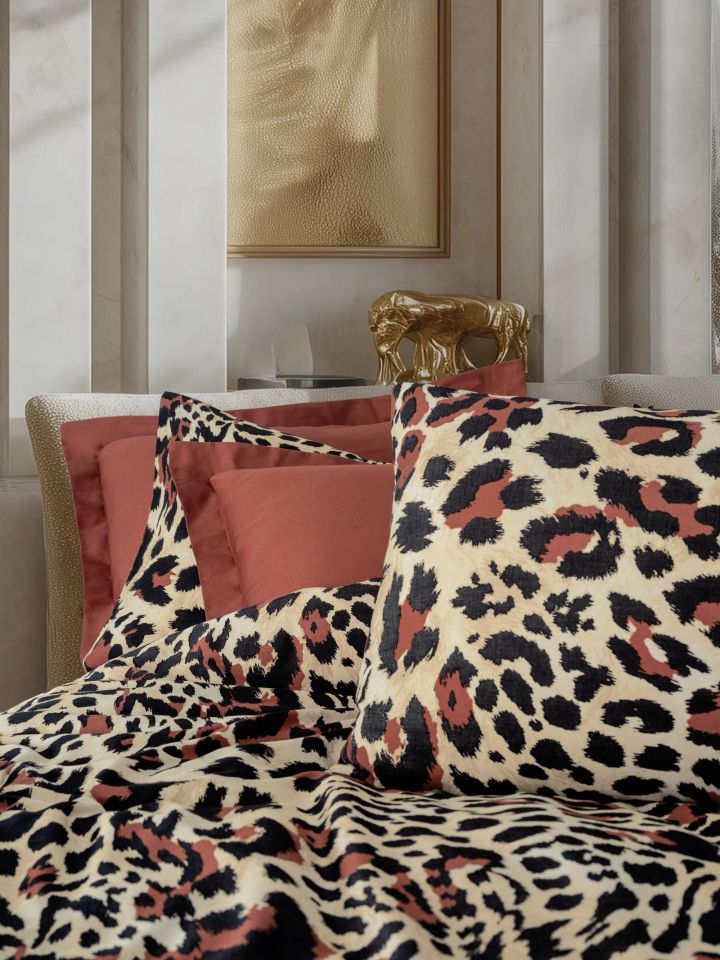 cotton-box-leoluxe-kiremit-tetreulis-nakrebi-photo-2