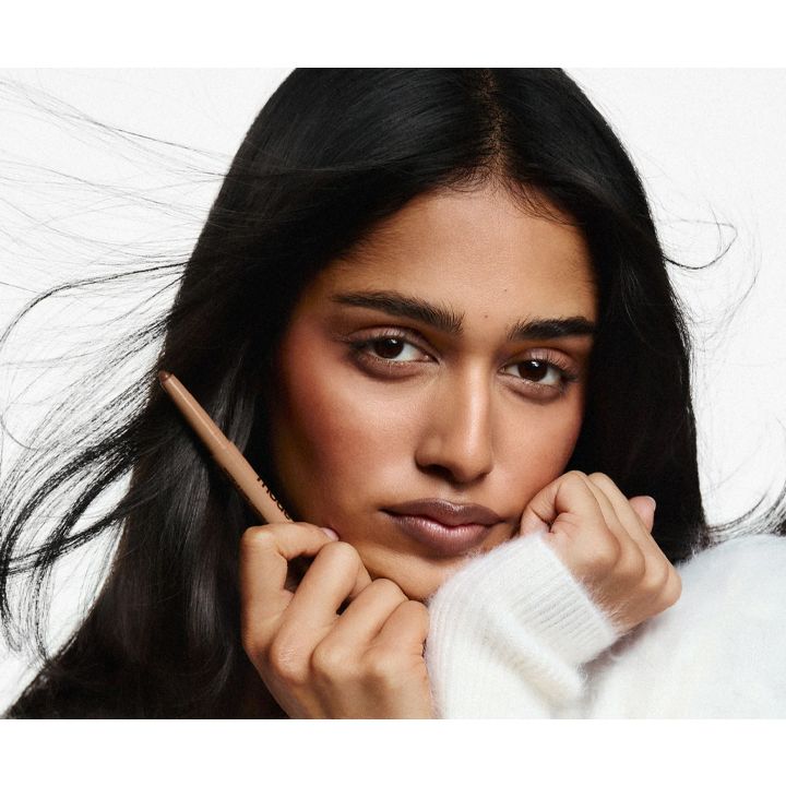 rhode-peptide-lip-shade---stretch-neutral-mocha-brown-tuchis-fanqari-photo-4