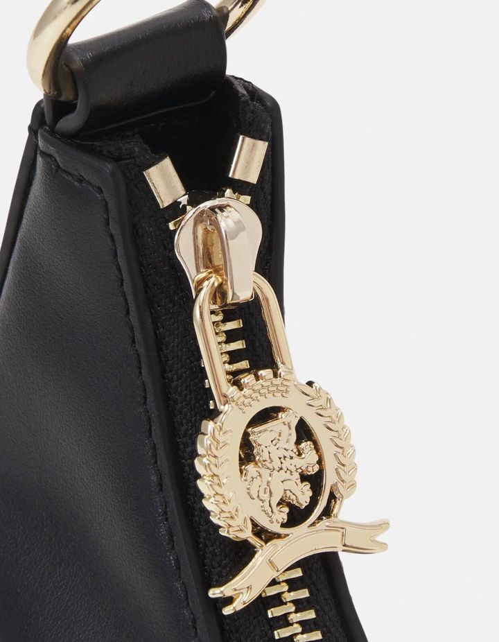 tommy-hilfiger-qalis-chanta-photo-4