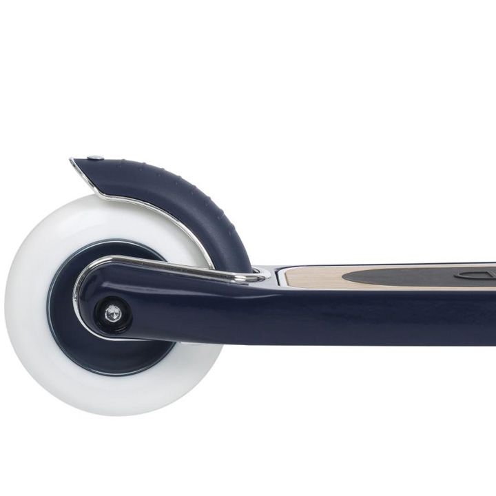 banwood-maxi-skuteri-photo-2