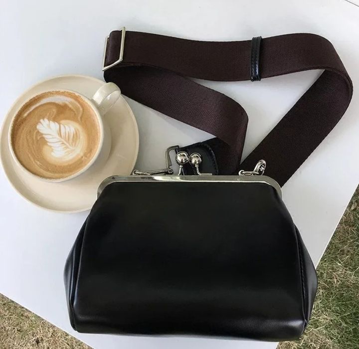 venti-qalis-shavi-chanta-photo-4