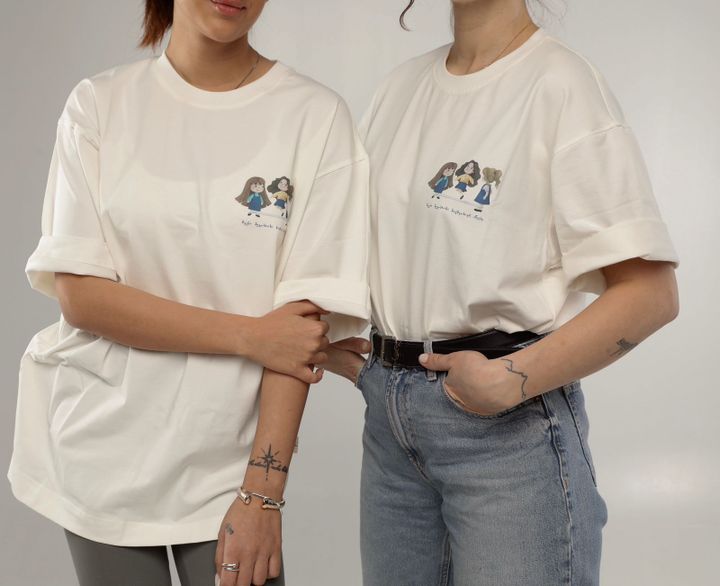 chveni-megobroba-bavshvobidan-itsqeba-photo-2