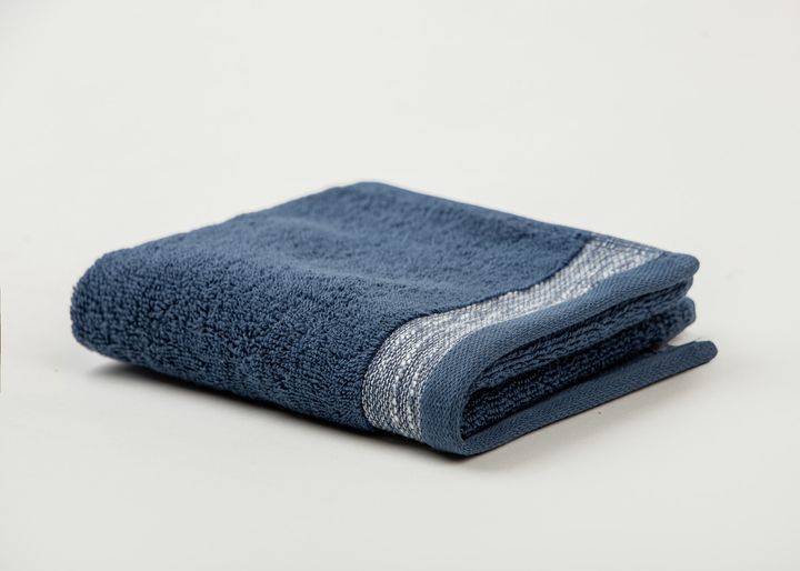 manamo-home-pender-jacquard-hand-towel-ndgo-pirsakhotsi-photo-2