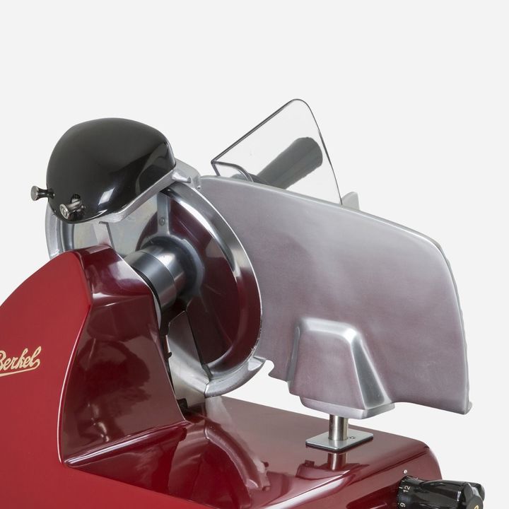 berkel-red-line-250-red-slaiseri-photo-2