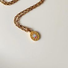 Product image of ოქროსფერი ყელსაბამი ნიჟარით