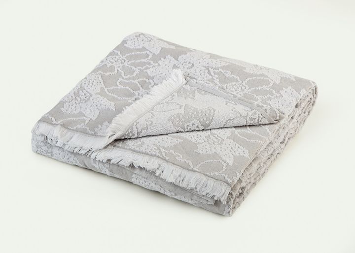 valencia-jacquard-pique-grey-160x240-satsolis-gadasafarebeli-pike-photo-2