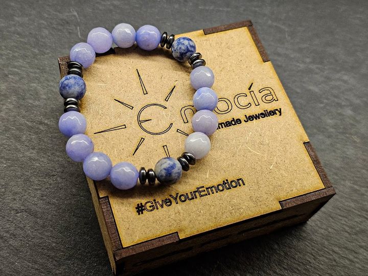 naturaluri-qvebit-sheqmnili-samajuri-mtvare-photo-2