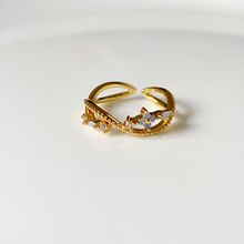 Product image of ოქროსფერი თვლიანი ბეჭედი ცისფერი თვლებით
