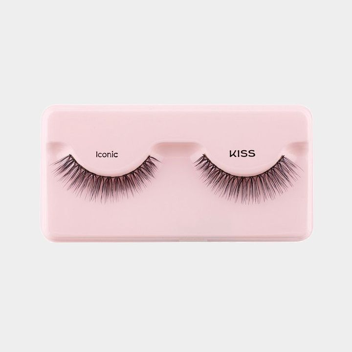 kiss-usa-khelovnuri-dasakravi-tsamtsamebi-natural-lash---iconic-photo-2
