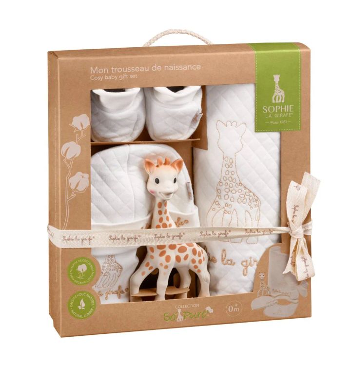 sophie-la-girafe-my-birth-outfit-sasachuqre-nakrebi