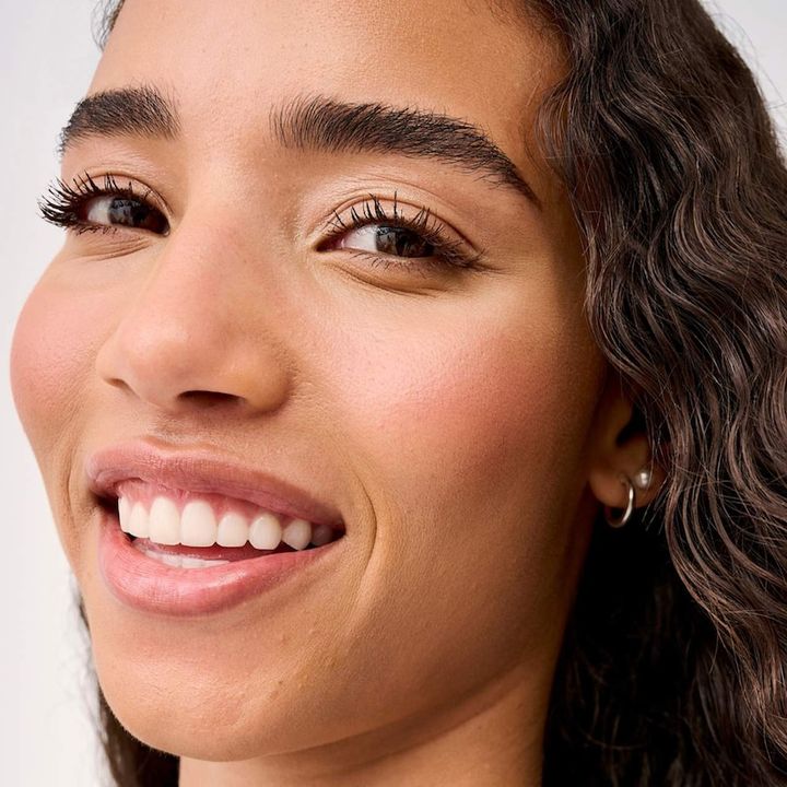 benefit-cosmetics-badgal-bang-volumizing-mascara-rebel-brown-tushi-photo-2