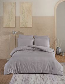 Product image of Manamo  Prime Stripe  თეთრეულის ნაკრები სატინის ნაცრისფერი ორ საწოლიანი 200x220+50x70 სმ(2)+240x260 სმ