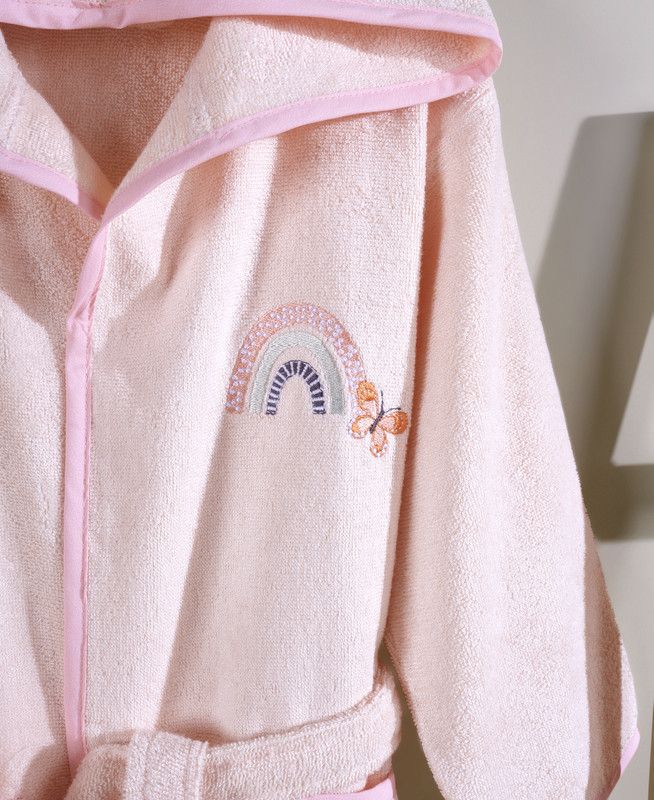 manamo-butterfly-rainbows-khalati-bambukis-atmisferi-chvilis-1224-tve-photo-2