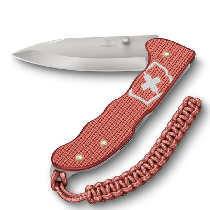 victorinox-dana-photo-3