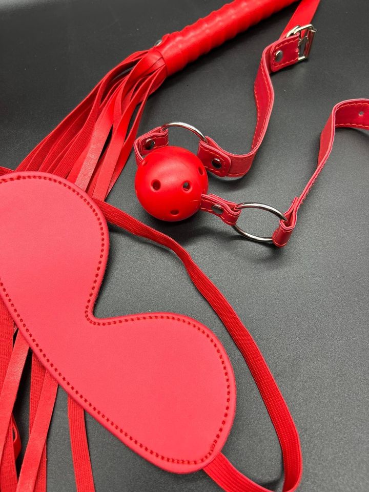 red-room-story-beginner-mini-photo-4