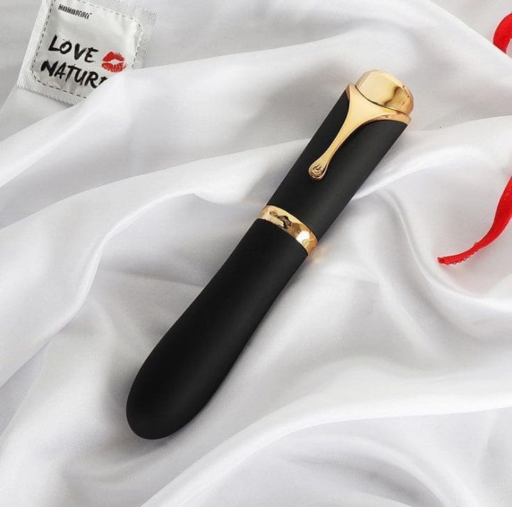 agent-069-pen-photo-3