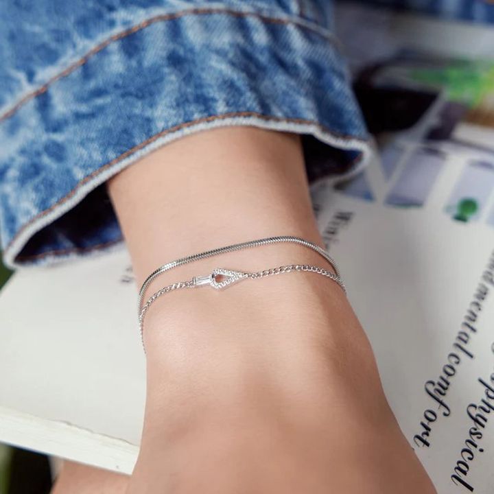 ania-haie-b059-02h-samajuri-photo-2