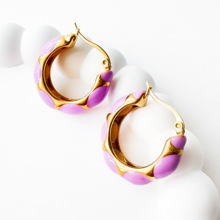 titanis-mooqrovili-iasamnisferi-saqure