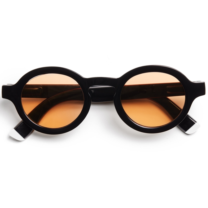 barner-charles-glossy-sun-mzis-satvale-photo-2