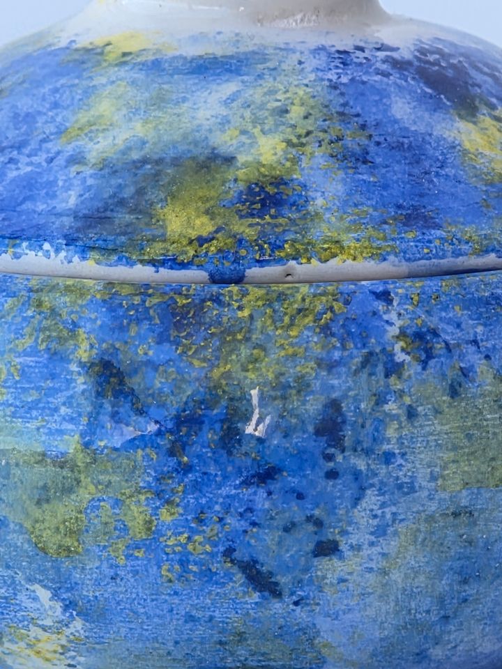 khelnaketi-keramikis-tevzebis-nakrebi-photo-3