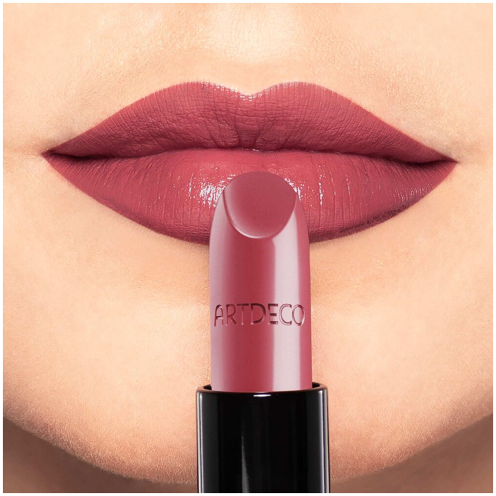 artdeco-perfect-color-lipstick-tuchsatskhi-photo-3
