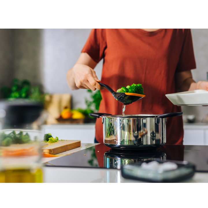 fiskars-ff-strainer-spoon-qafqiri-photo-2