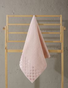 Product image of CHECKER MICROCOTTON JACQ. TOWEL BLUSH 50X85 პირსახოცი