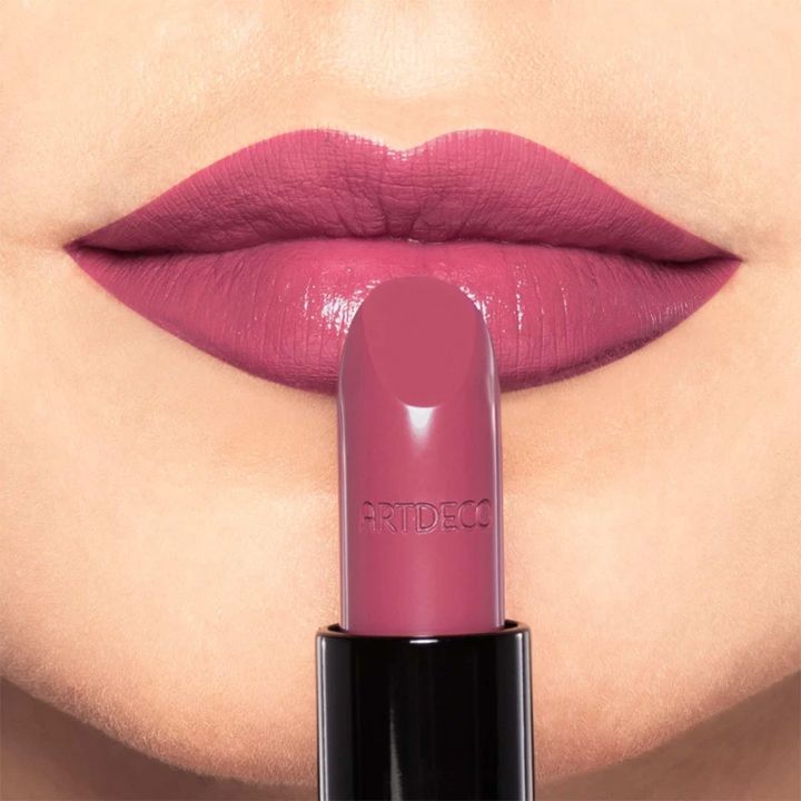 artdeco-perfect-color-lipstick-tuchsatskhi-photo-3
