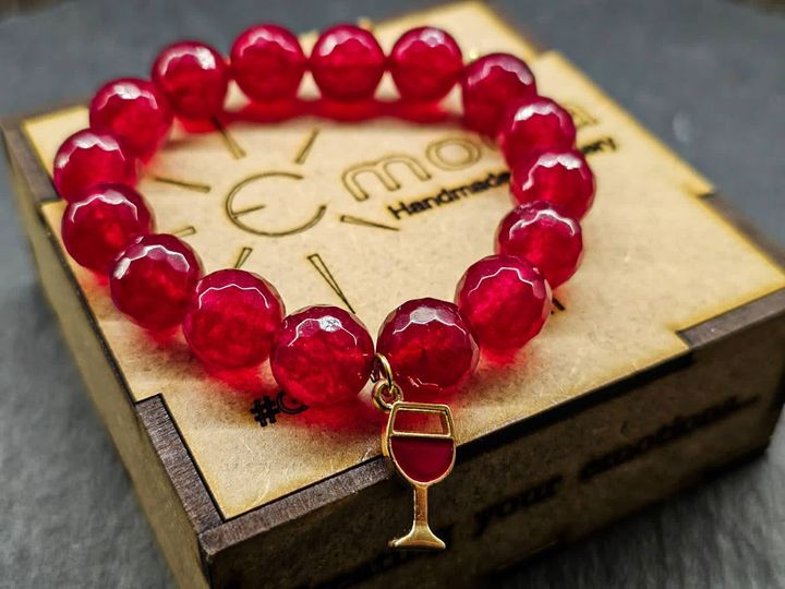 qalis-samajuri-naturaluri-qvebit-tsiteli-ghvino-photo-2