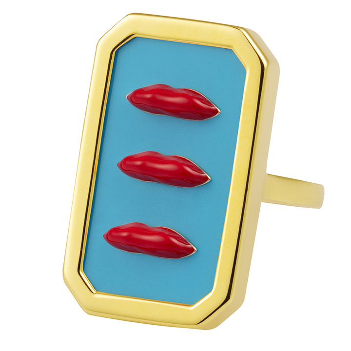 eshvi-three-red-lips-bechedi