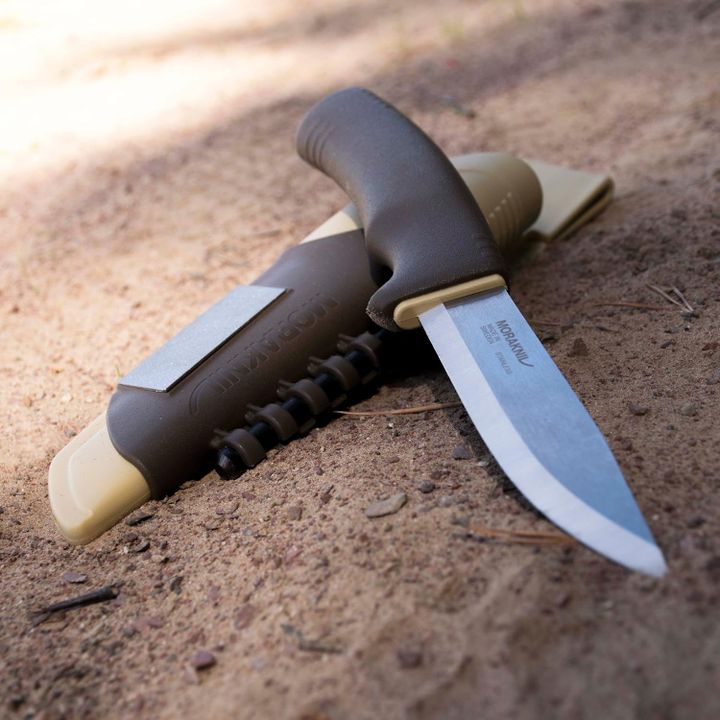 morakniv-survival-desert-s-dana-photo-2