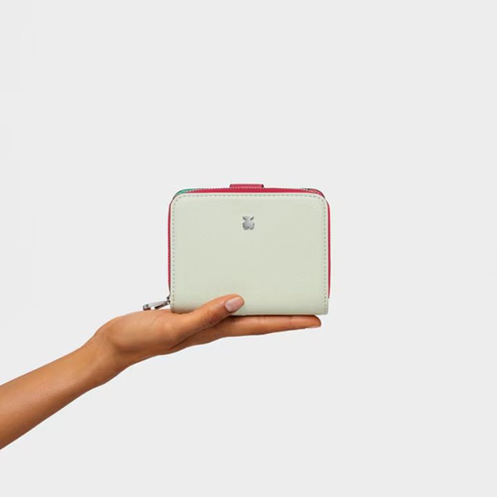 tous-wallet-195930018-qalis-safule-photo-4