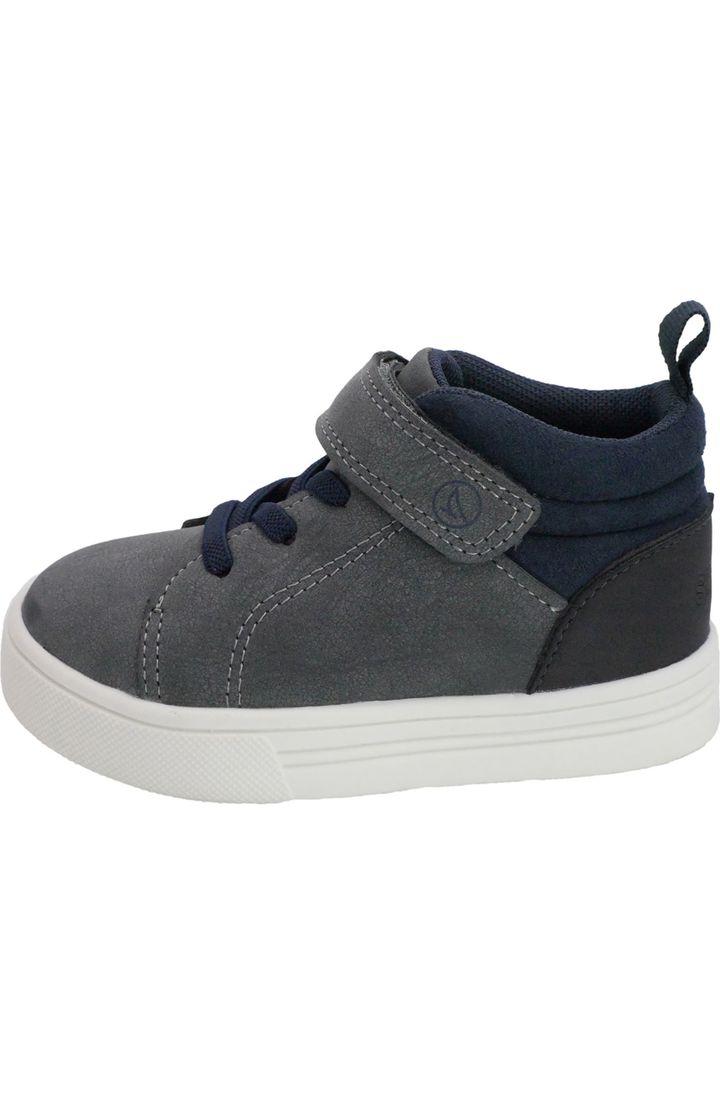 sperry-bichis-fekhsatsmeli-photo-3