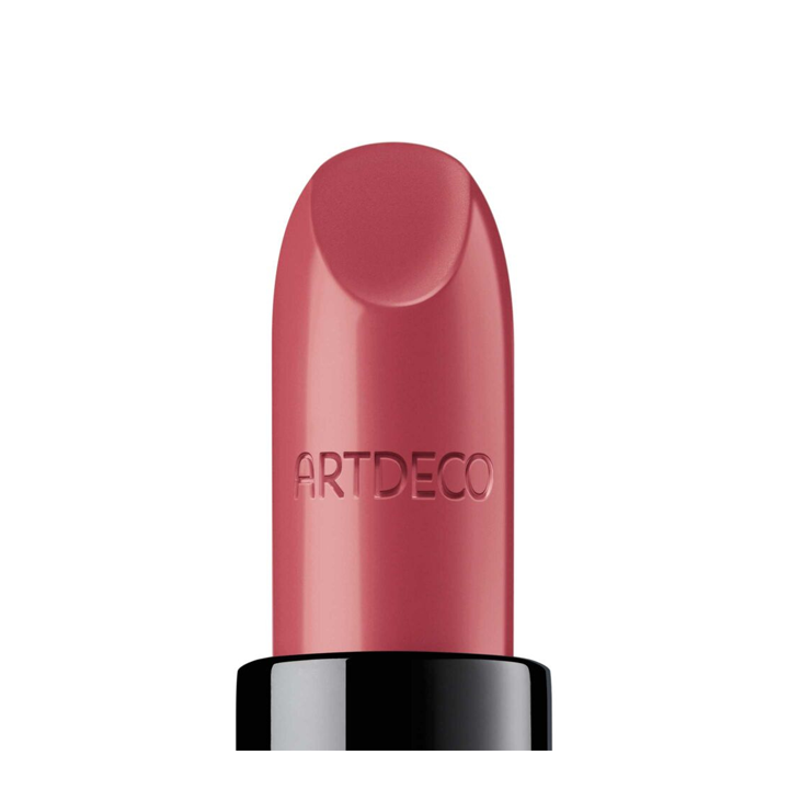artdeco-perfect-color-lipstick-tuchsatskhi-photo-2
