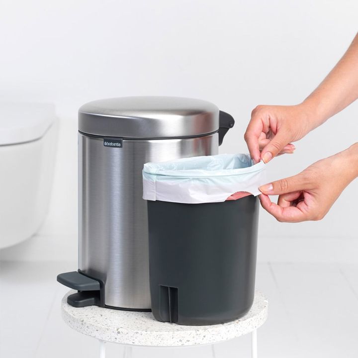 brabantia-newicon-nagvis-urna-plastmasis-ori-tsali-konteinerit-4l-photo-3