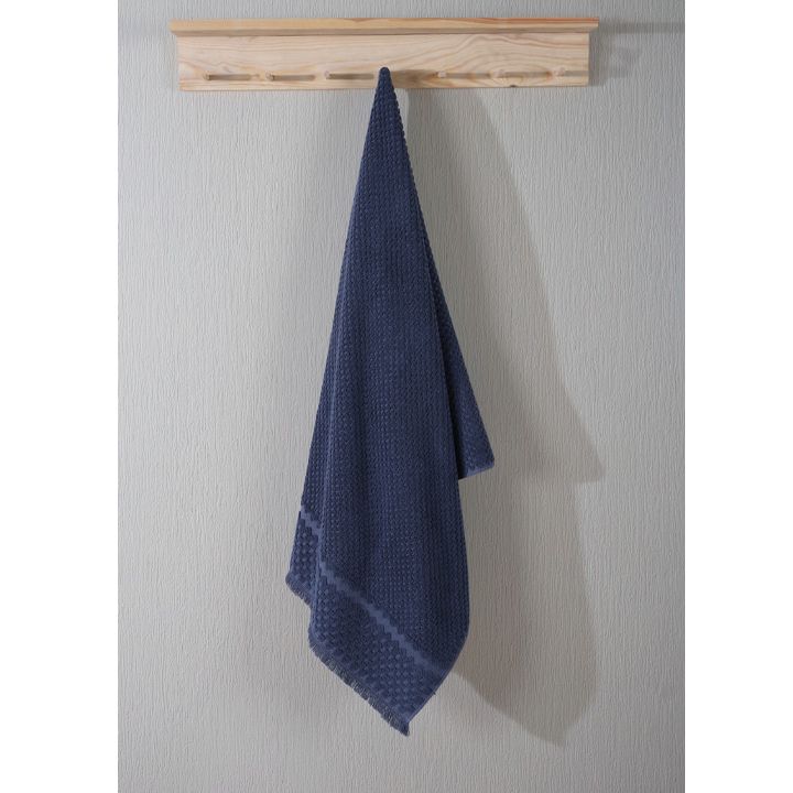 manamo-kent-abazanis-pirsakhotsi