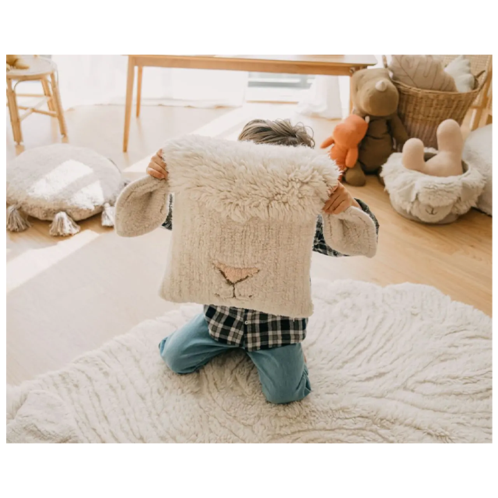 lorena-canals-woolable-pink-nose-sheep-khelnaketi-balishi-photo-4