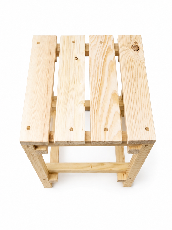 fichvis-tabureti-mravalfunqtsiuri-khis-skami-rustic-stili-photo-2