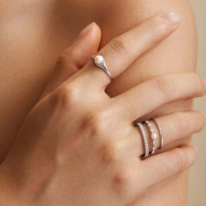 ania-haie-r058-04h-52-silver-freshwater-cultured-pearl-and-white-cubic-zirconia-bezel-set-bechedi-photo-2