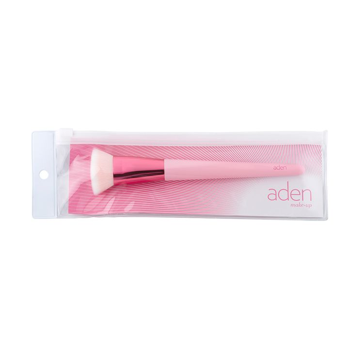 aden-foundation-brush-pink-funji-photo-2
