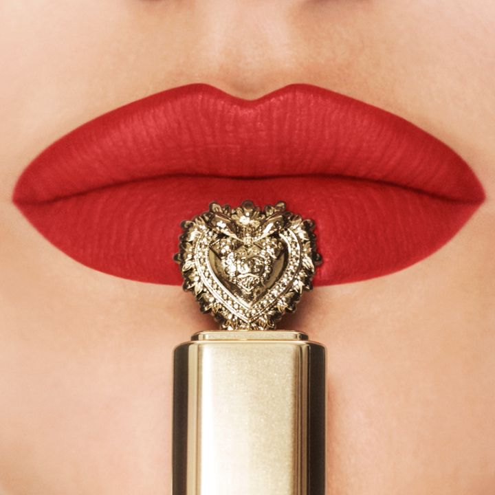 dolce-gabbana-devotion-gift-set-with-lipstick-mascara-and-mini-parfume-samgzavro-zomis-sasachuqre-nakrebi-photo-3