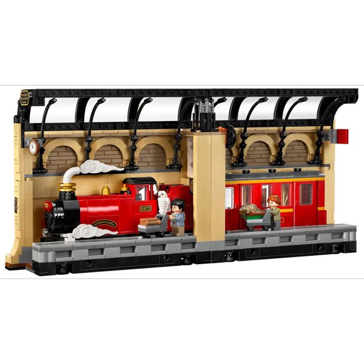 asatsqobi-konstruqtsia-lego-lego-76450--constructor-harry-potter-book-nook-hogwarts-express-photo-2