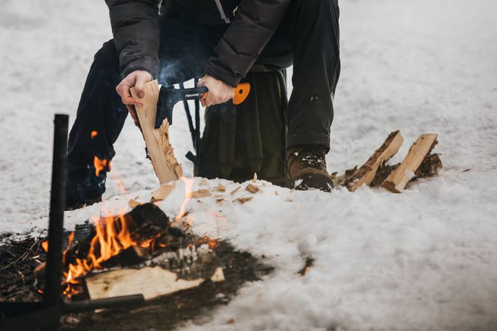 fiskars-chopping-axe-xs-x7-najakhi-photo-2